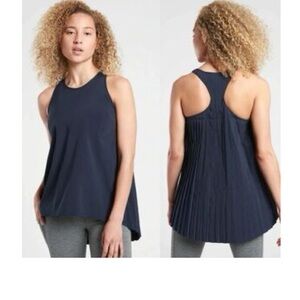 Athleta pleated swing tank top
